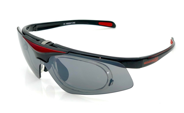 Picture of Insight One - Die Triple xXx Sportbrille mit Korrektionsadapter, schwarz/rot