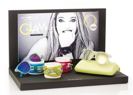 Bild von Glamour Plaza Set, bestehend aus 6 Sonnenbrillen, 6 Brillenketten und Display